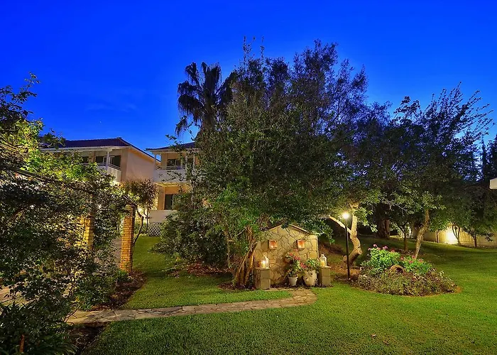 Ξενοδοχείο Konaki 2*